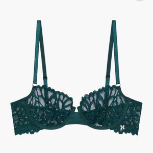 Brand New Savage X Fenty